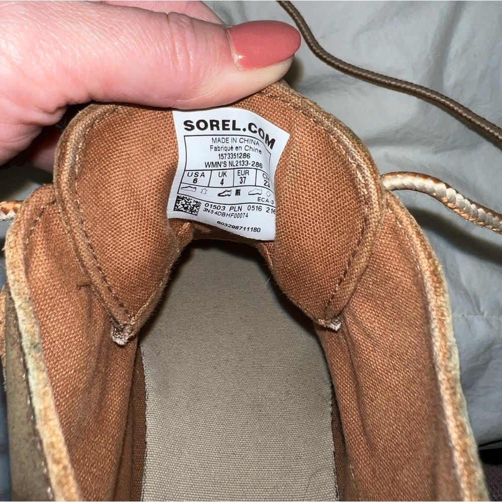 Sorel Out And About Duck Boot Size 6 - image 6